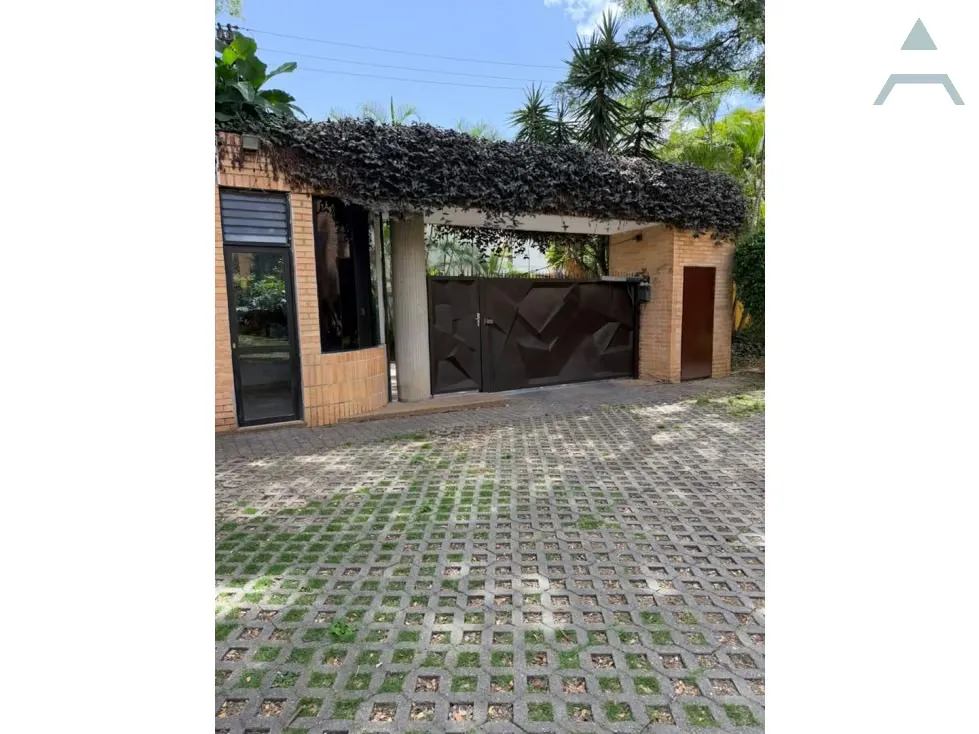 Se vende/alquila Conjunto de Casas 700m² Prados del Este - 33