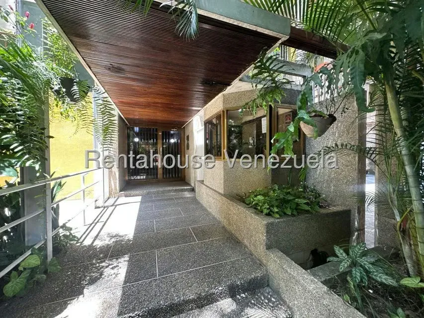 Apartamento (1 Nivel) en Venta en El Paraiso, Distrito Metropolitano - 2