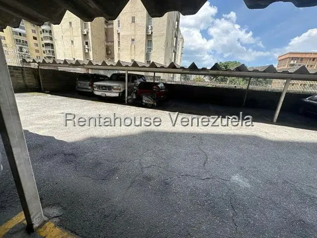 Apartamento (1 Nivel) en Venta en El Paraiso, Distrito Metropolitano - 23