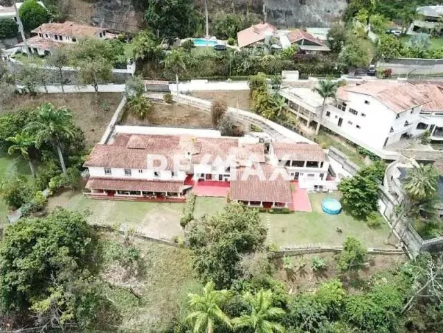 CASA EN VENTA CERRO VERDE