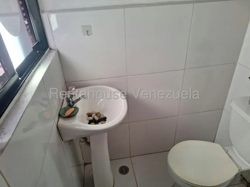 Oficina en Venta en Bello Monte, Distrito Metropolitano - 25