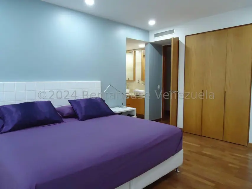 Apartamento (1 Nivel) en Venta en Campo Alegre, Distrito Metropolitano - 11