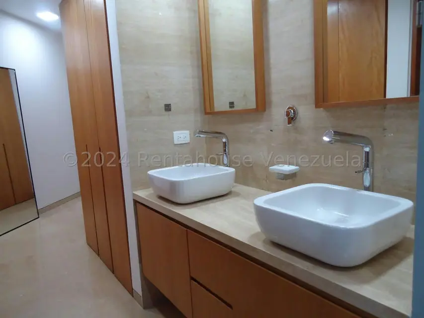 Apartamento (1 Nivel) en Venta en Campo Alegre, Distrito Metropolitano - 15
