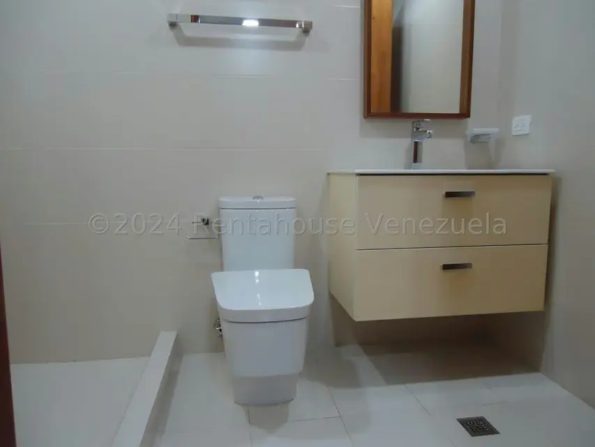 Apartamento (1 Nivel) en Venta en Campo Alegre, Distrito Metropolitano - 18