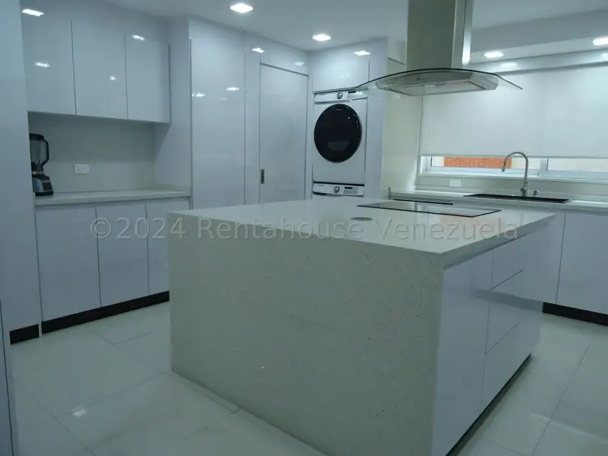 Apartamento (1 Nivel) en Venta en Campo Alegre, Distrito Metropolitano - 5