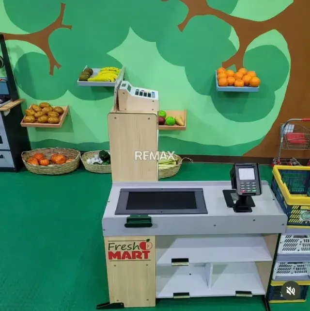 Venta de Fondo de Comercio de Centro de Entretenimiento Infantil, La California - 12