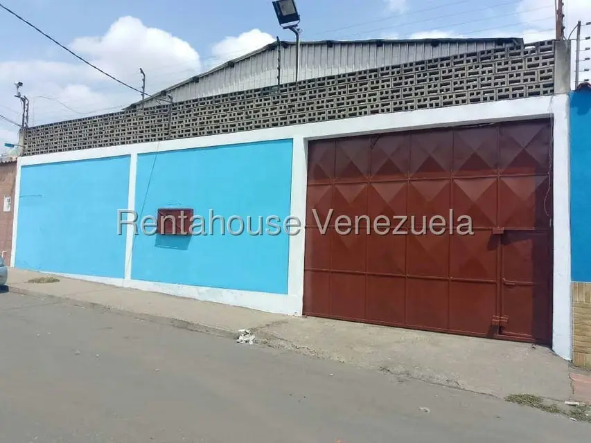Local Comercial en Venta en Avenida Libertador, Lara