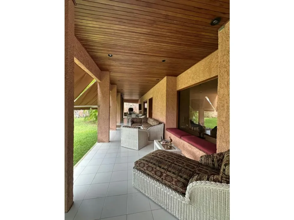 Vendo casa en calle cerrada 710m2 Alto Hatillo 4843 - 29