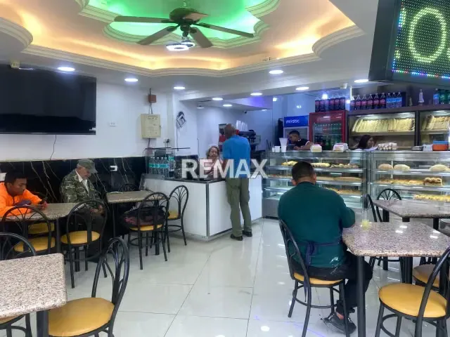 Venta de fondo de Comercio a pie de calle, Av.Baralt