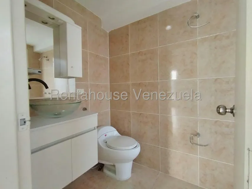 Apartamento (Duplex) en Alquiler en Altamira, Distrito Metropolitano - 7