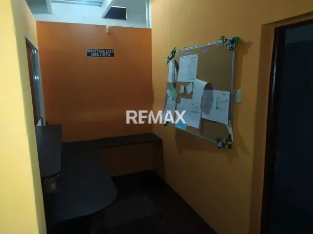 Local Comercial en Alquiler - 3