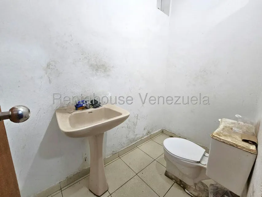 Local Comercial en Alquiler en Nueva Segovia, Lara - 12