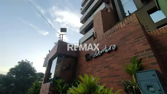 Lujoso y exclusivo Apartamento en la Trigaleña Alta