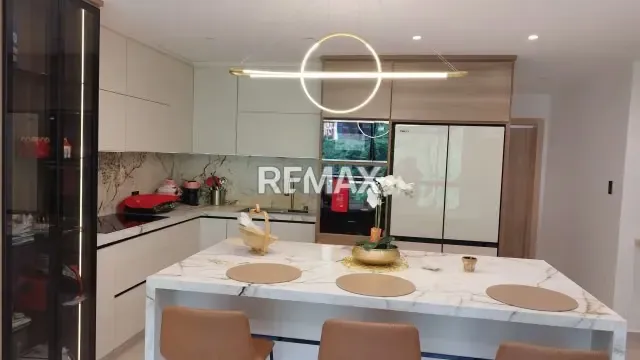 Lujoso y exclusivo Apartamento en la Trigaleña Alta - 16