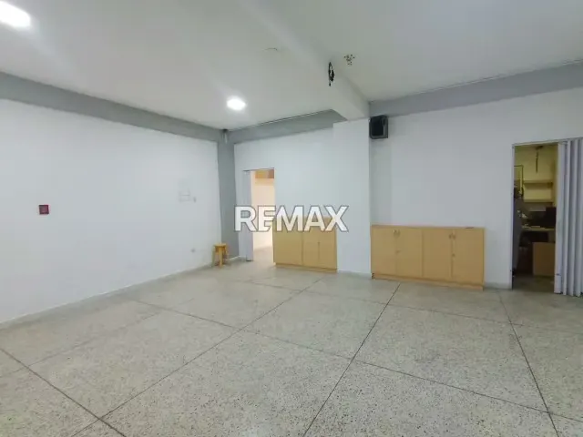 Local en Alquiler Resid. Choroni - 7