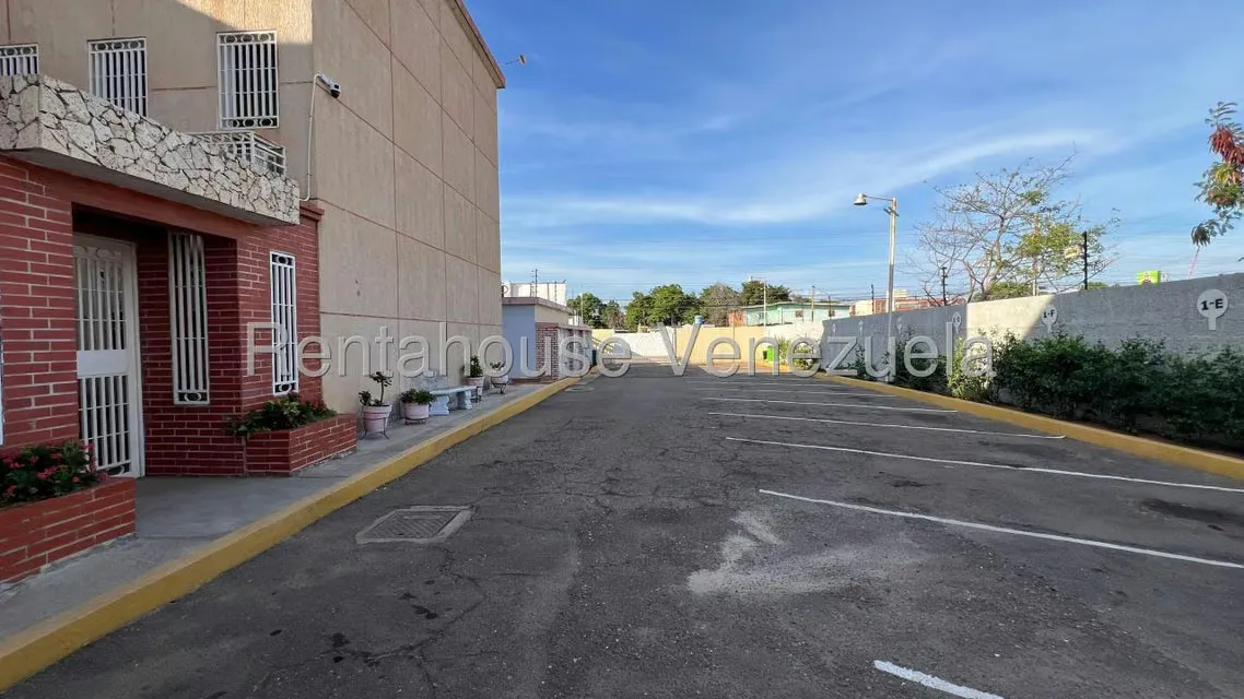 Apartamento (1 Nivel) en Alquiler en Amparo, Zulia - 2