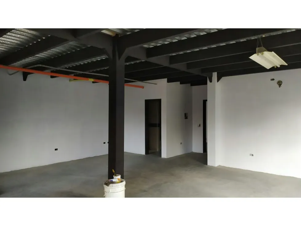 VENTA DE EDIFICIO EN LOS DOS CAMINOS - 5