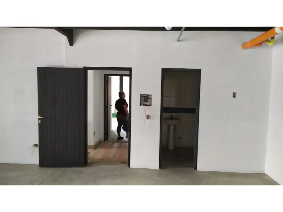 VENTA DE EDIFICIO EN LOS DOS CAMINOS - 10