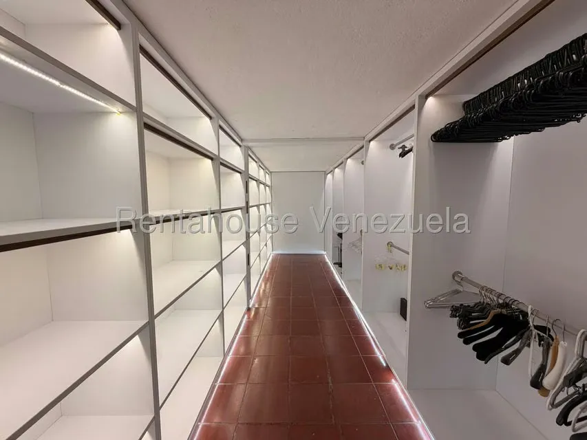 Local Comercial en Alquiler en Altamira, Distrito Metropolitano - 21