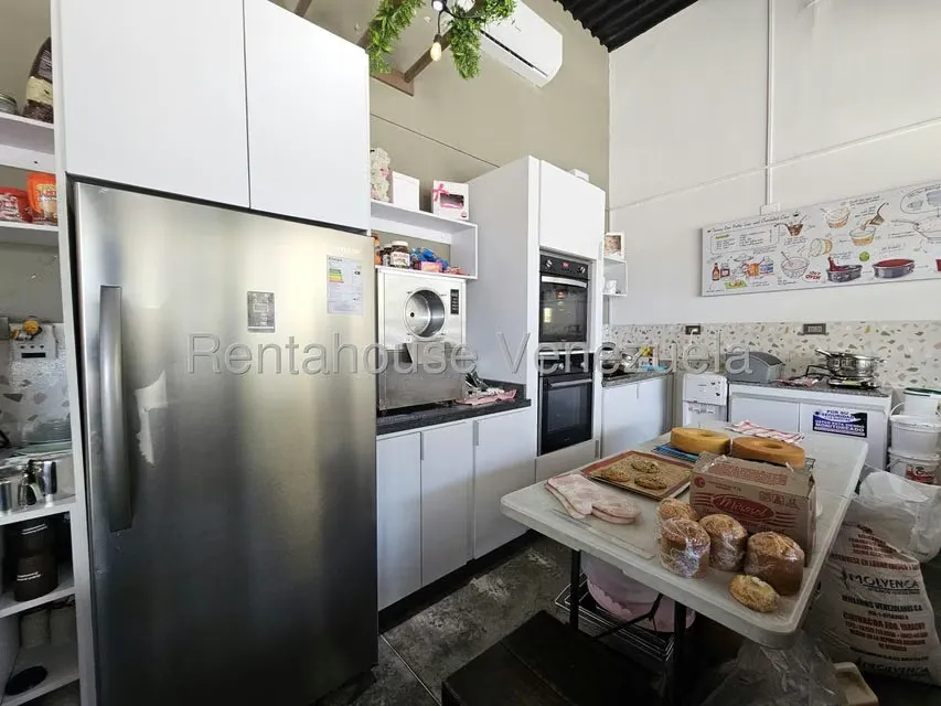 Negocios y Empresas (Alimentos y Bebidas) en Venta en Centro, Lara - 13