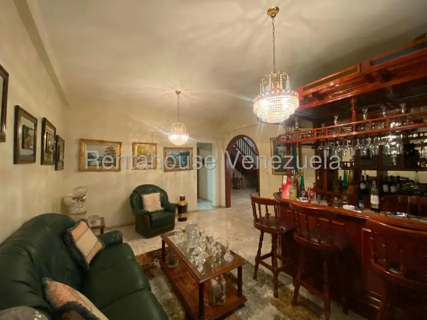 Casa (Multipes Niveles) en Venta en Montalban I, Distrito Metropolitano - 15