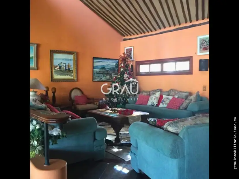 Casa para remodelar en venta en Las Villas, Lecheria
