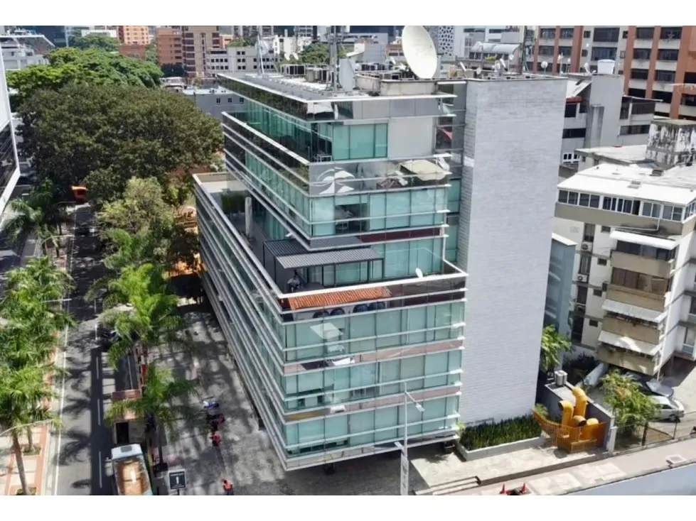 Local /oficina en venta en Las Mercedes 437 m2 a pie