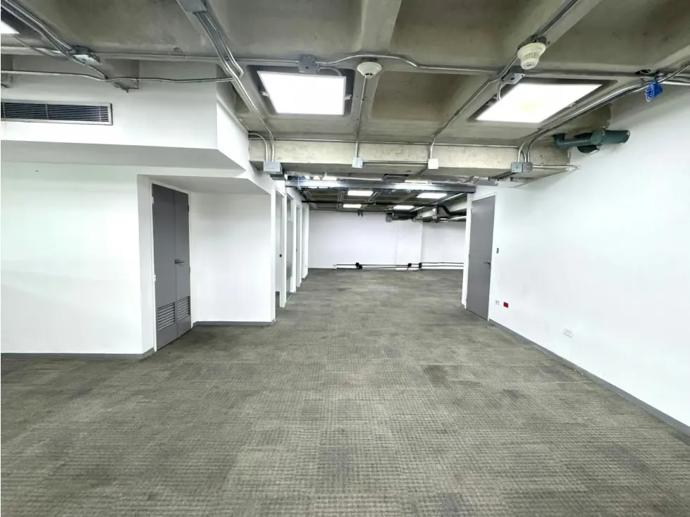 Local /oficina en venta en Las Mercedes 437 m2 a pie - 15