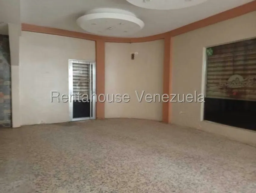 Local Comercial en Alquiler en Centro, Zulia - 2