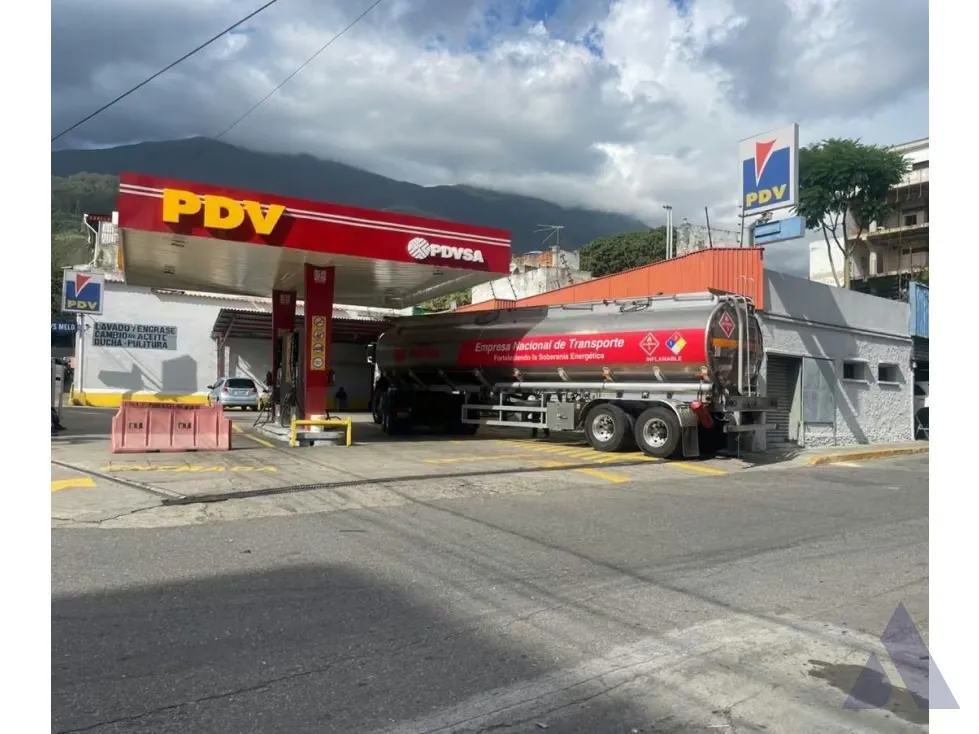 Vendo estacion de servicio c/ local 600m2 La Florida 6668