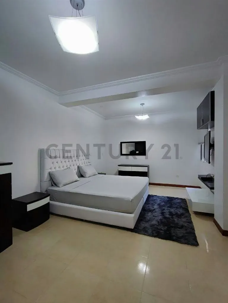 Imponente Penthpuse Residencias Kynaki, av Bolivar de Lecheria - 14