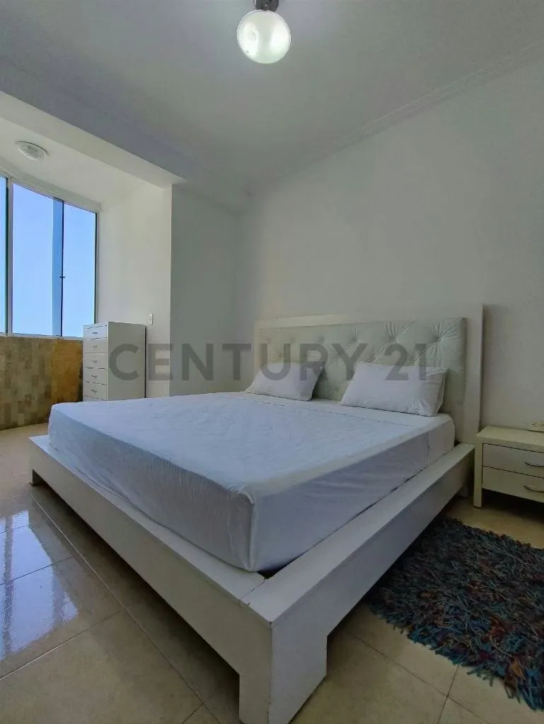 Imponente Penthpuse Residencias Kynaki, av Bolivar de Lecheria - 23