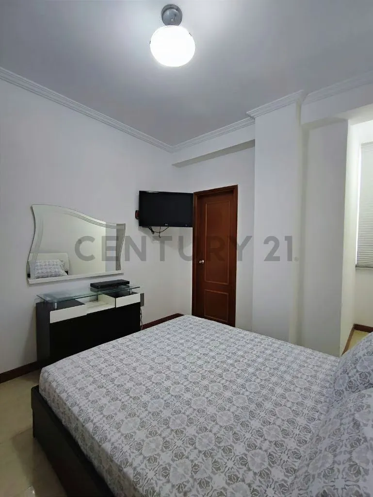 Imponente Penthpuse Residencias Kynaki, av Bolivar de Lecheria - 25