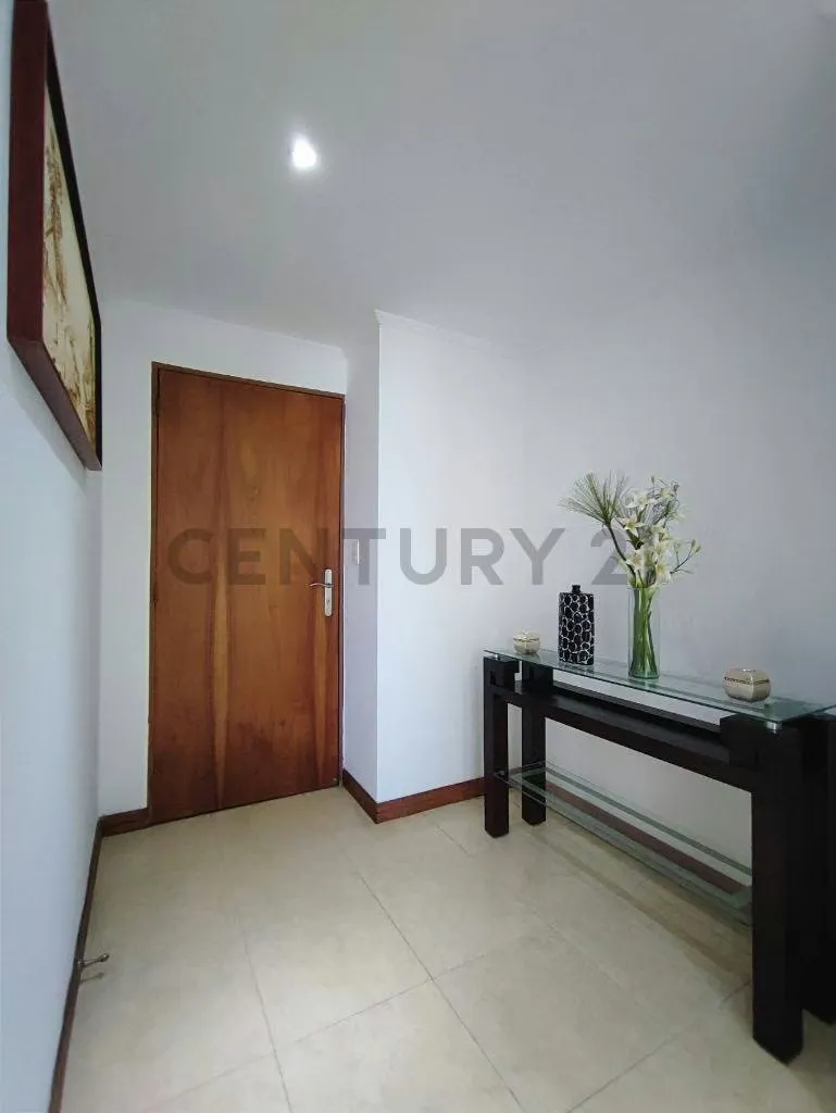Imponente Penthpuse Residencias Kynaki, av Bolivar de Lecheria - 32