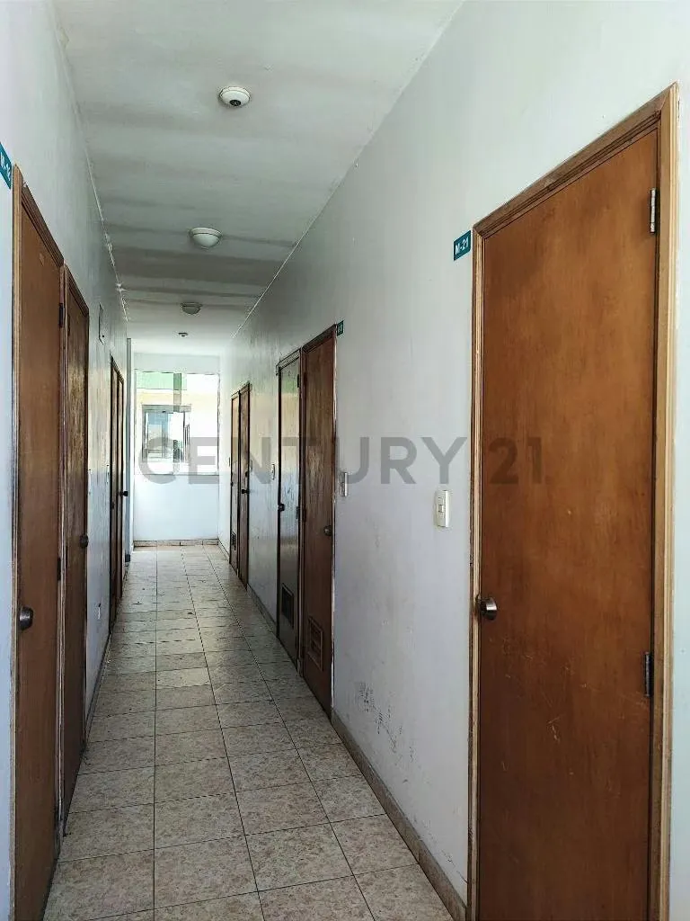 Imponente Penthpuse Residencias Kynaki, av Bolivar de Lecheria - 46