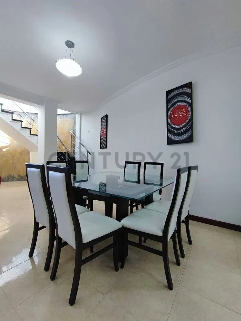 Imponente Penthpuse Residencias Kynaki, av Bolivar de Lecheria - 9