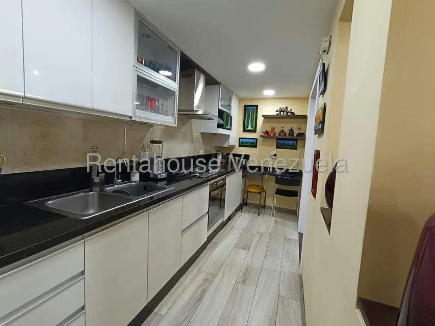 Apartamento (1 Nivel) en Venta en Colinas de La Tahona, Distrito Metropolitano - 12