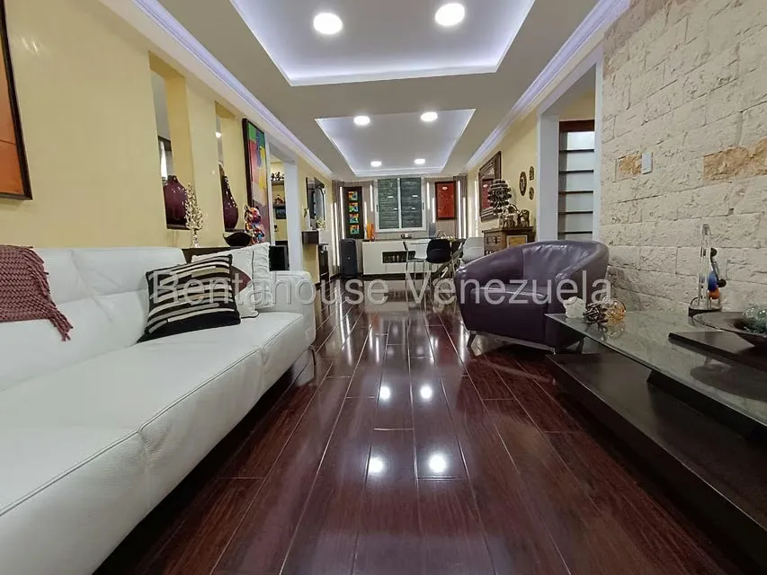 Apartamento (1 Nivel) en Venta en Colinas de La Tahona, Distrito Metropolitano - 27