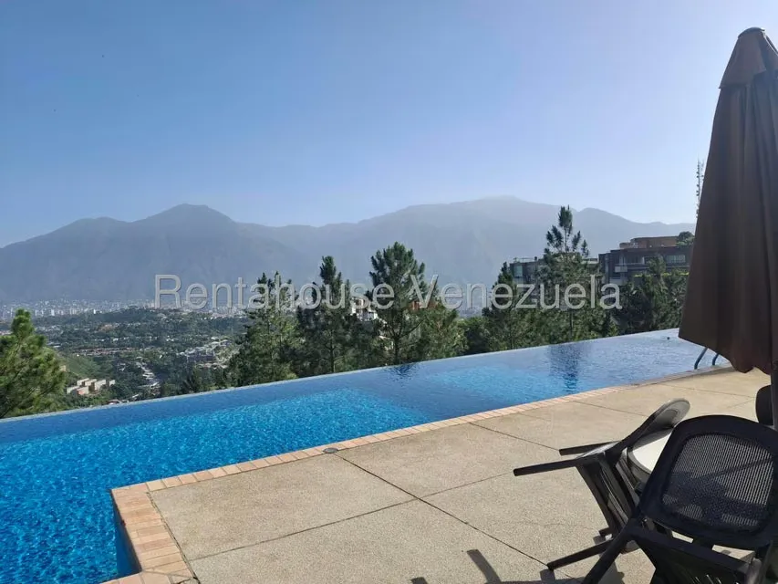 Apartamento (1 Nivel) en Alquiler en Solar del Hatillo, Distrito Metropolitano - 11
