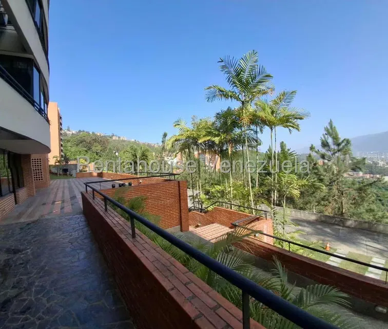 Apartamento (1 Nivel) en Alquiler en Solar del Hatillo, Distrito Metropolitano - 4