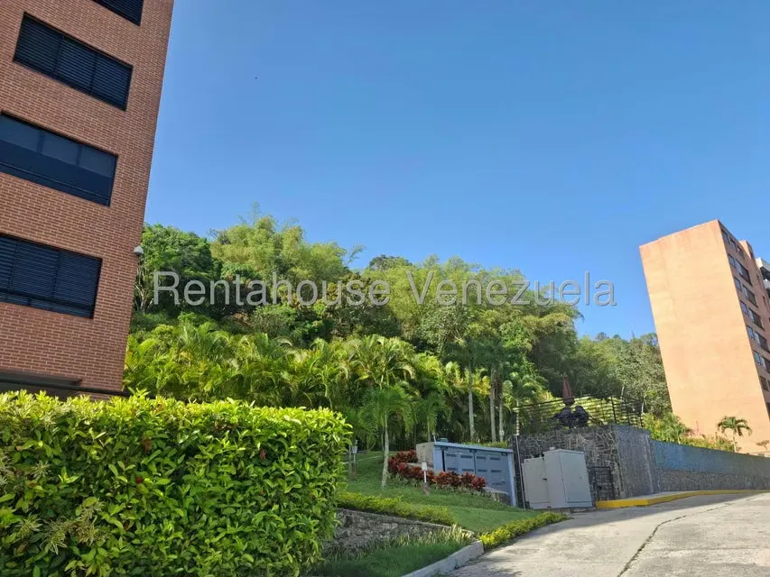 Apartamento (1 Nivel) en Alquiler en Solar del Hatillo, Distrito Metropolitano - 8