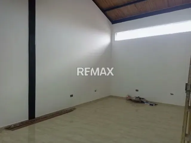 Se Alquila Cómodo Local Comercial de 42 m² en C.C. Paseo San Miguel, Maturín, Monagas. - 5