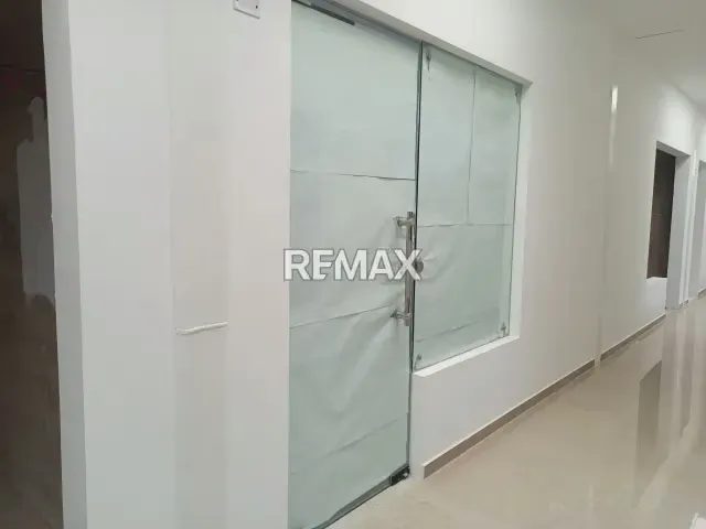 Se Alquila Cómodo Local Comercial de 42 m² en C.C. Paseo San Miguel, Maturín, Monagas. - 7