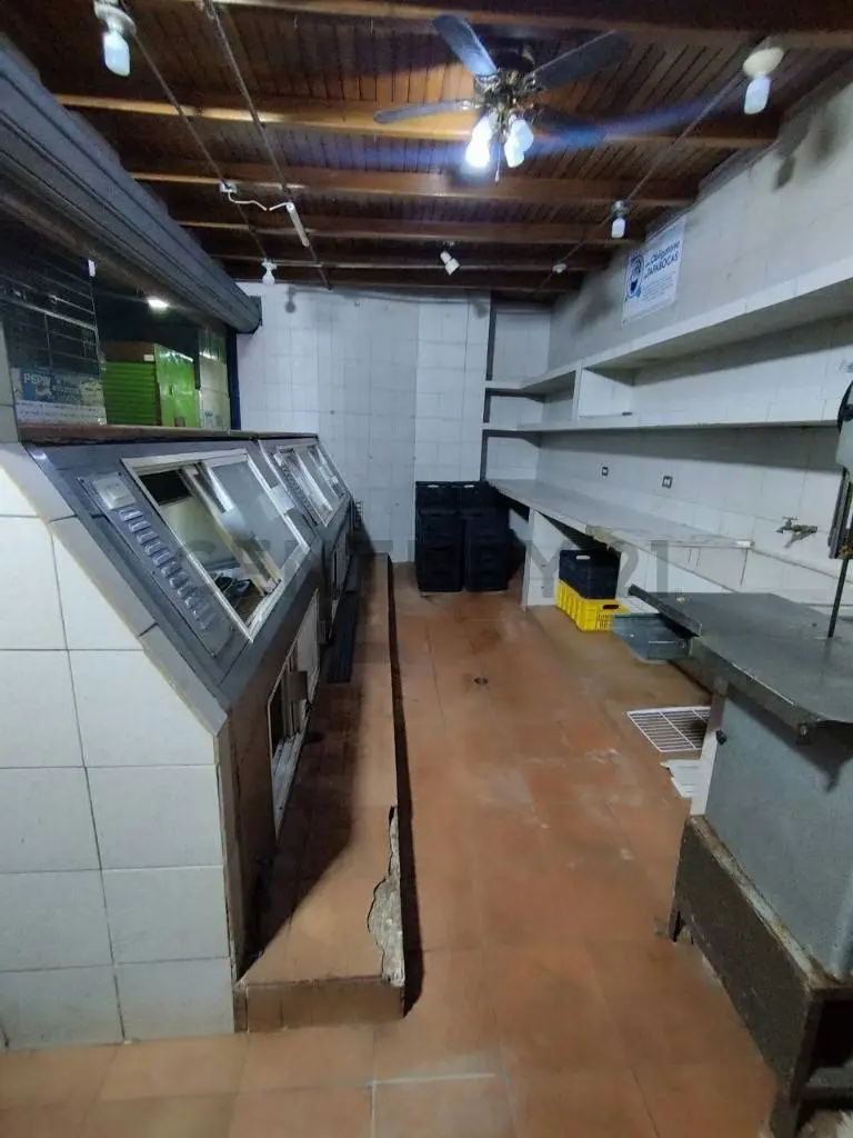 ¡Gran oportunidad! En Venta Local Comercial En El Mercado Guaicaipuro Yep 24 - 3