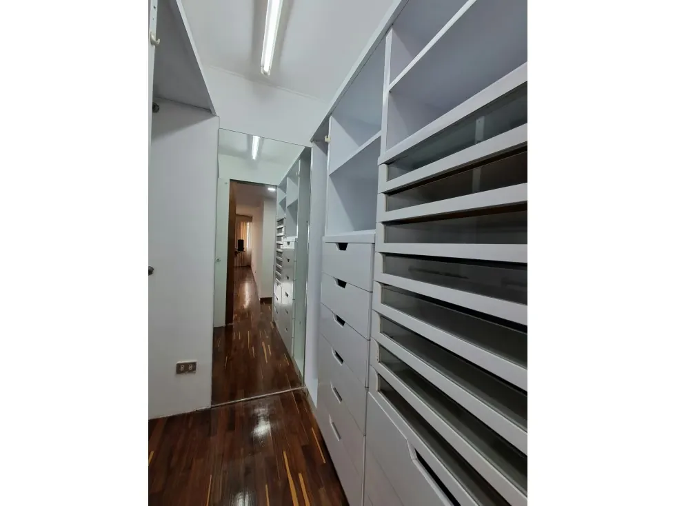Alquilo apartamento c/ terraza 411m2 Los Chorros 8954 - 12