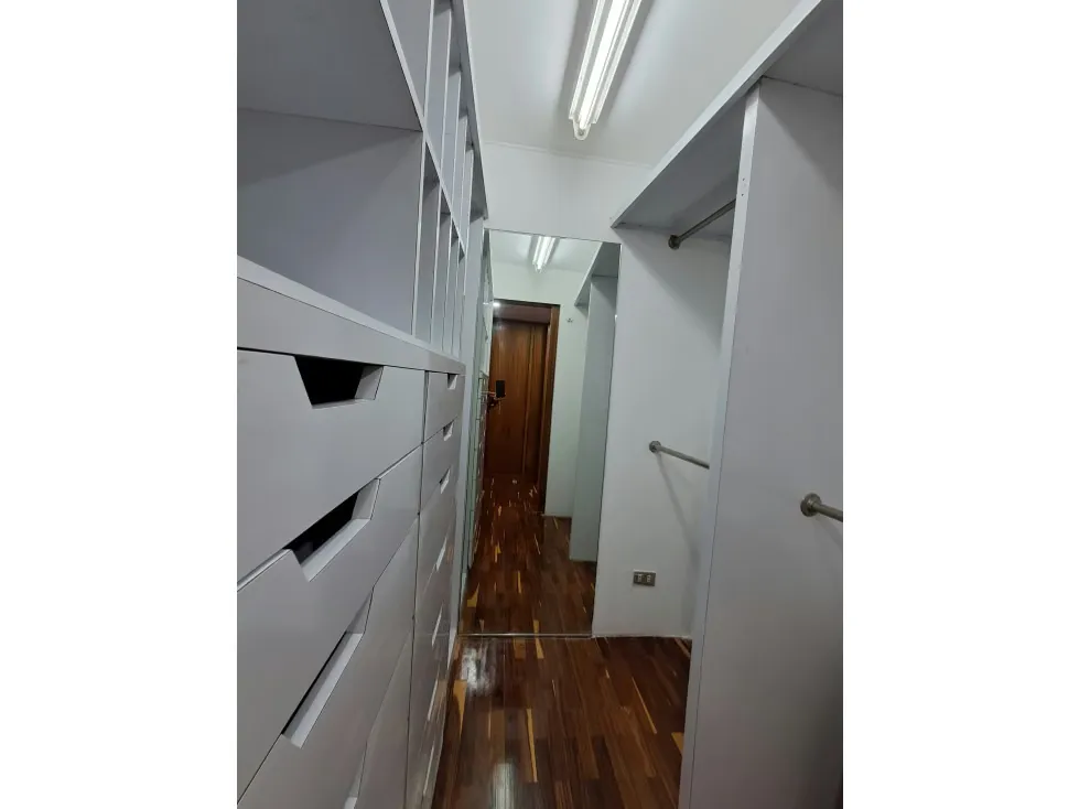 Alquilo apartamento c/ terraza 411m2 Los Chorros 8954 - 13