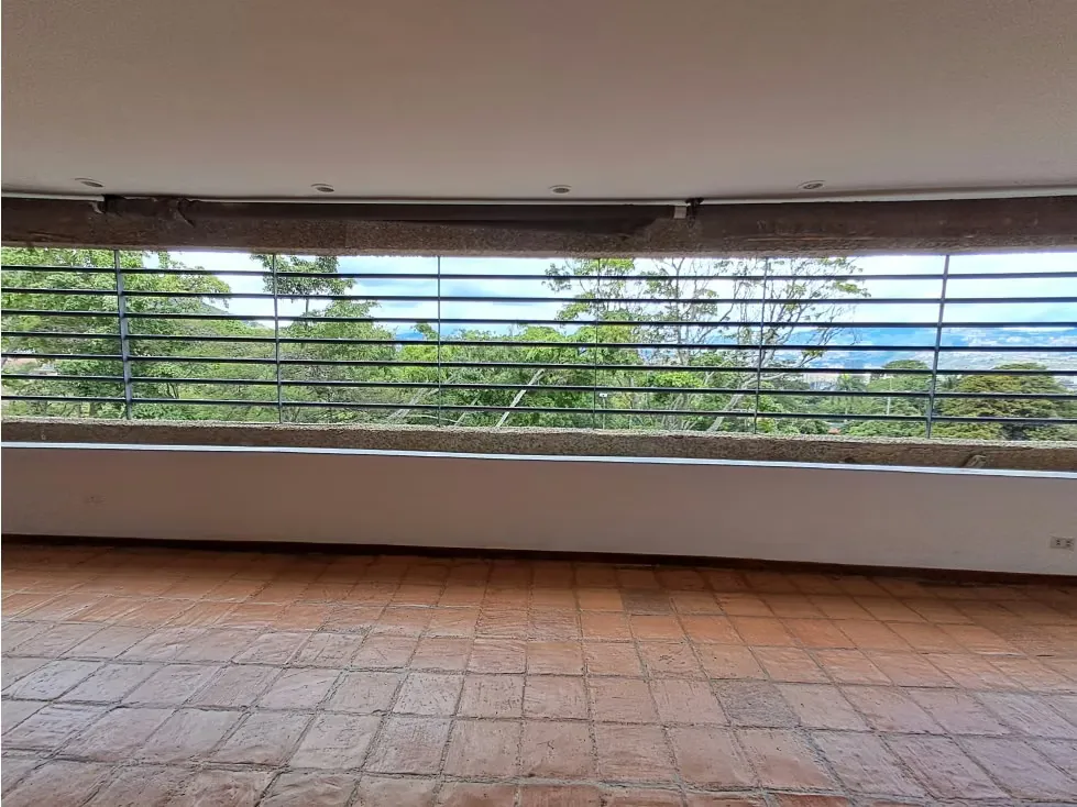 Alquilo apartamento c/ terraza 411m2 Los Chorros 8954 - 3