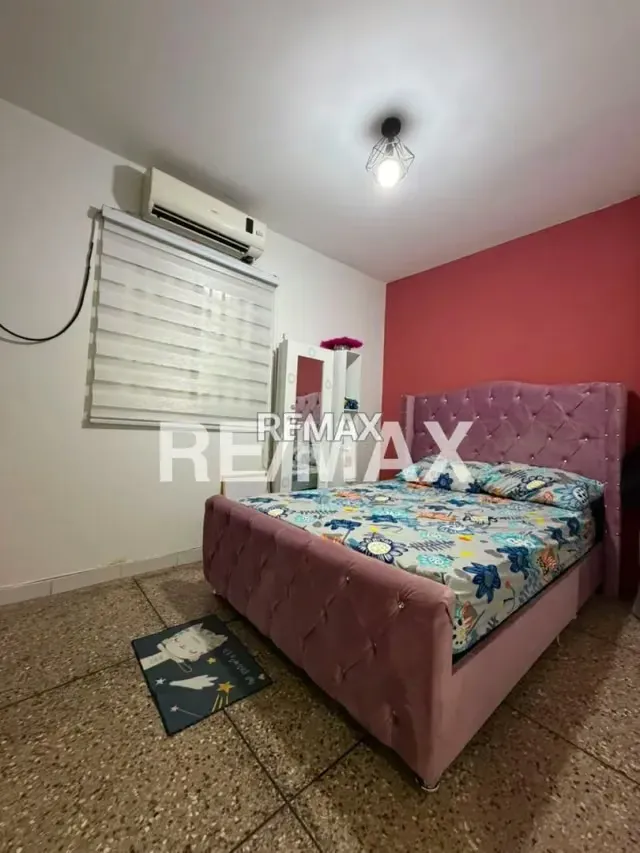 Casa en venta en avenida principal - 11