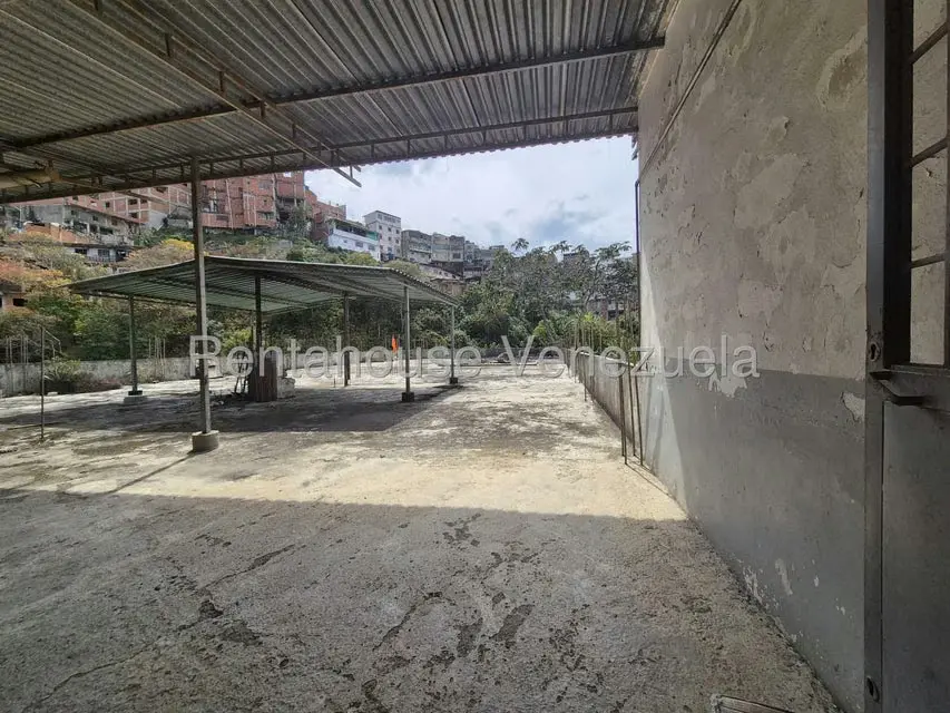 Edificio en Venta en El Junquito, Distrito Metropolitano - 24