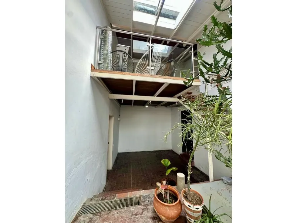 Alquilo local/casa colonial 390m2 Pueblo del Hatillo 0811 - 25